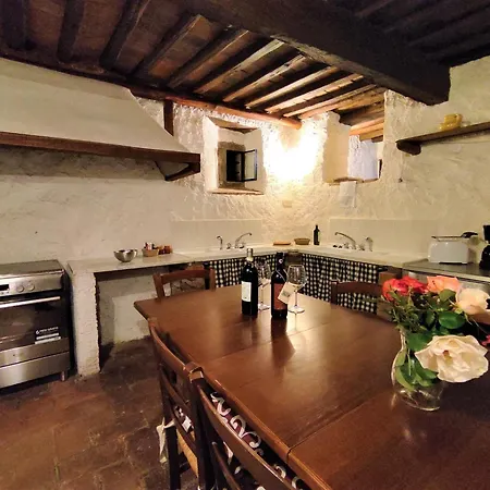 Taverna By Interhome Lucolena in Chianti